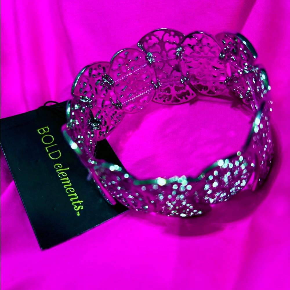 NWT Bold Elements Silver filigree stretch bracelet from JCP